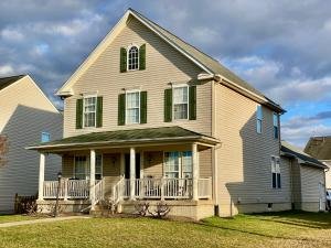 3BR/3.5BA Home w/Basement & Garage w/Workshop in the Town of Lovettsville, VA set for auction by Nicholls Auction Mktg.