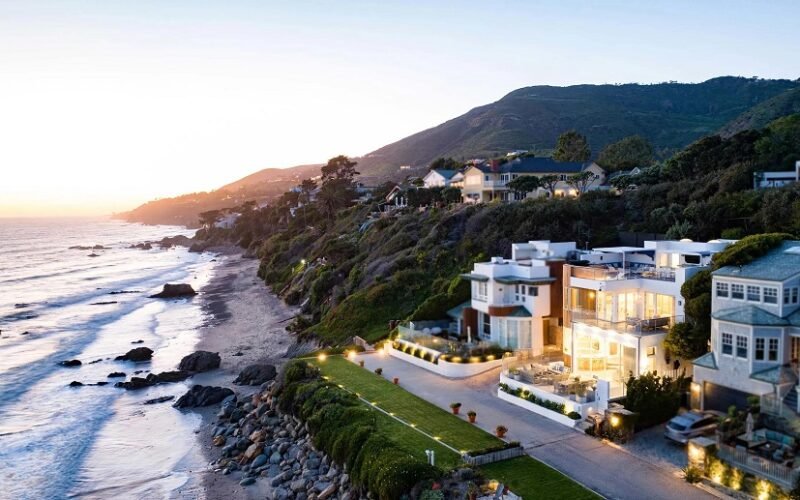 Luxurious Oceanfront Malibu Estate