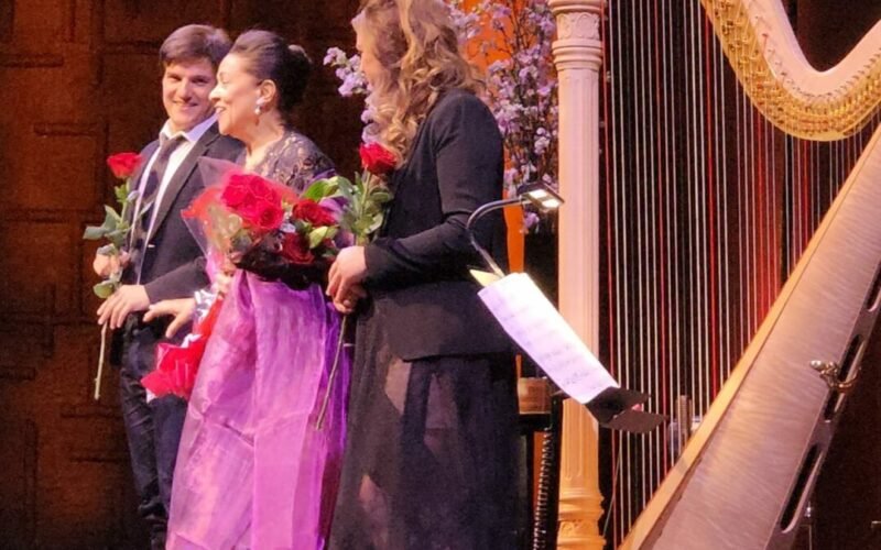 The Adoration of Kathleen Battle:  Legendary Soprano Kathleen Battle sings The Metropolitan Opera House into a frenzy!