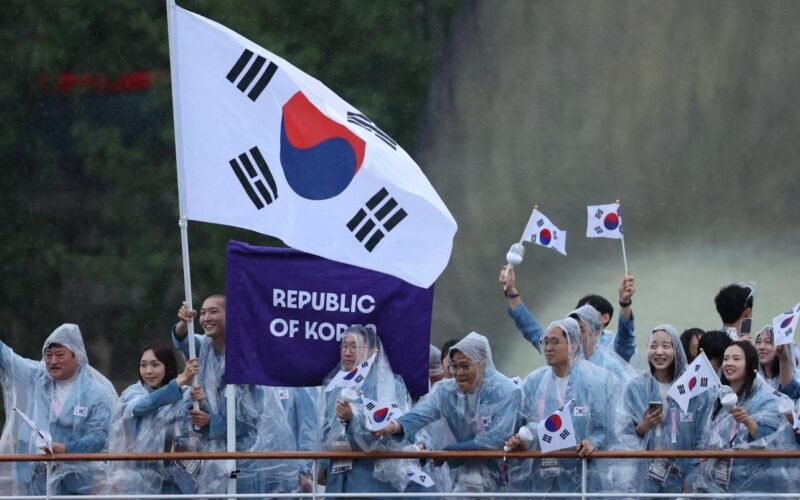 Olympic organizers apologize for introducing South Korean athletes as North Korea