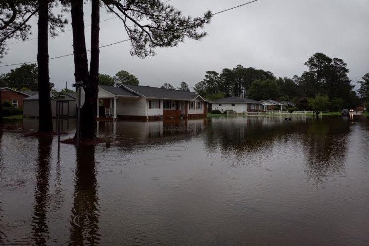 Debby picks up speed, spreading heavy rain along US East Coast