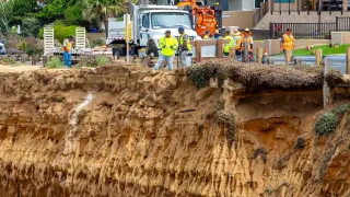 Eroding bluffs threaten portion of Sunset Cliffs Boulevard, prompting repairs