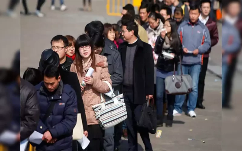 China to raise retirement age as demographic crisis looms