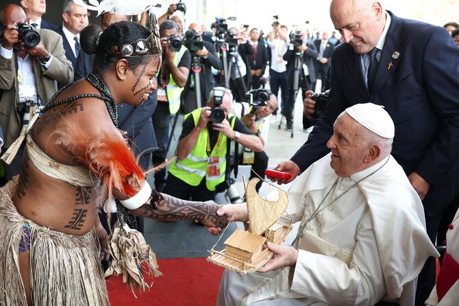 Pope Francis visits Papua New Guinea