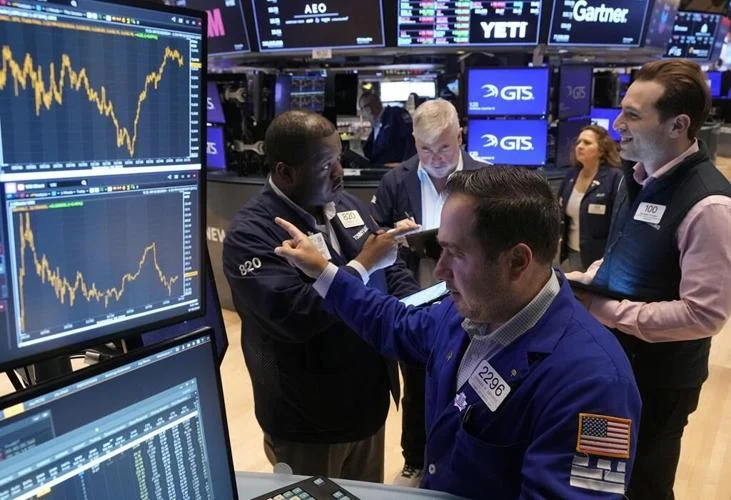 Stock market today: Most of Wall Street edges lower after Fed delivers a big cut to rates